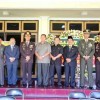 Kapolres beserta pejabat di lingkup Pemkab Kuningan berfoto bersama seusai peringatan HUT Bhayangkara.